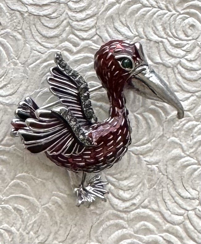 Pelican Brooch Pin / enamel on silver tone metal