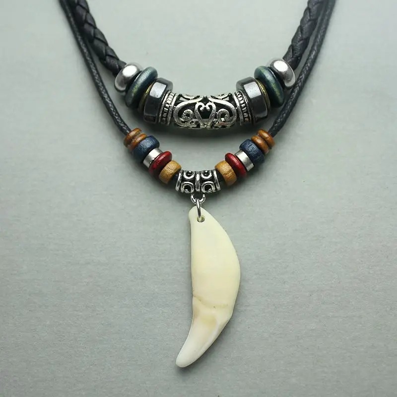 Vintage Men’s Wolf Tooth Pendant Necklace – Leather Beaded Woven Prayer Jewelry