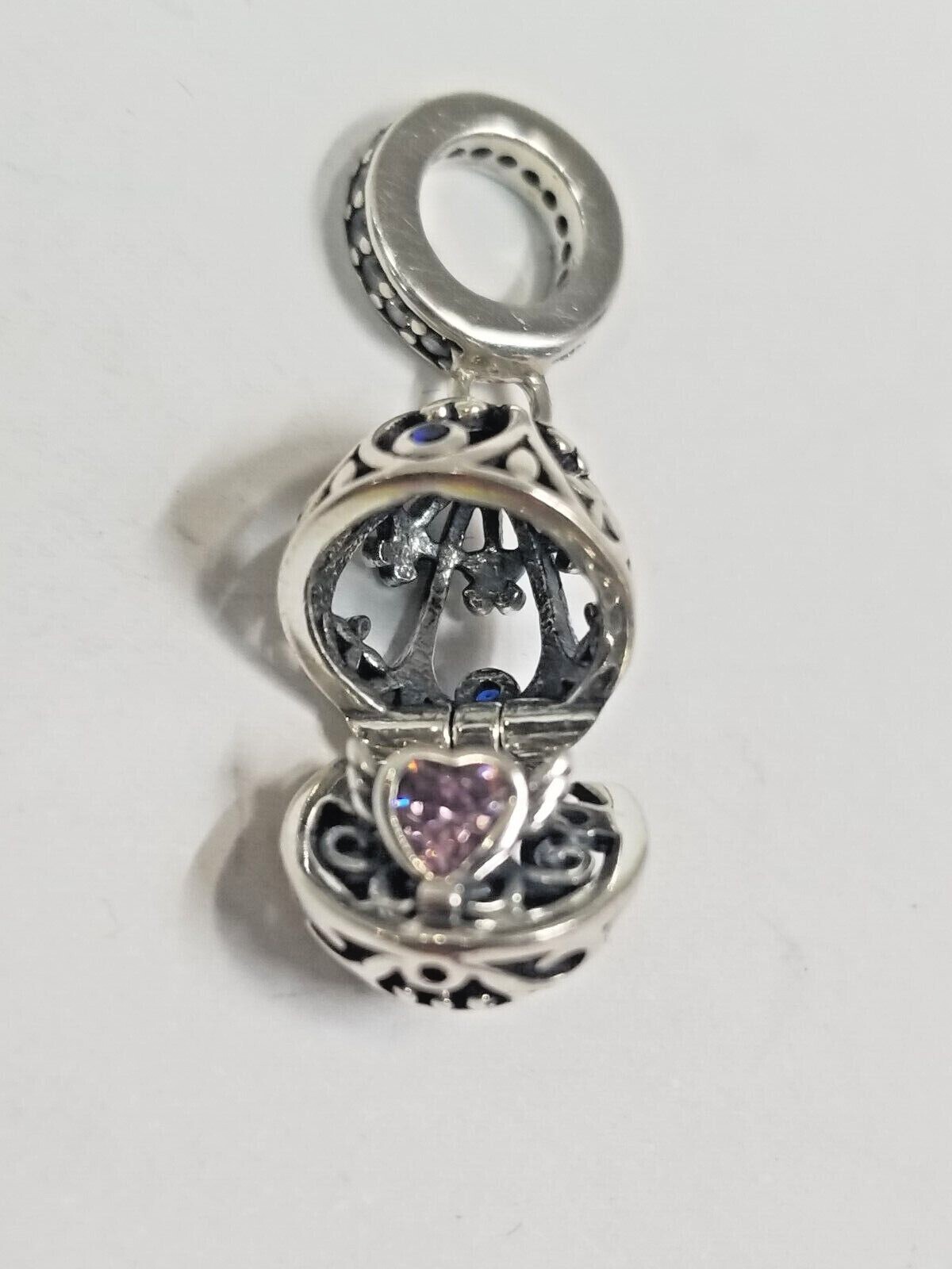 GNOCE Surprise Heart with Wings in Treasure Egg Pendant Dangle Charm
