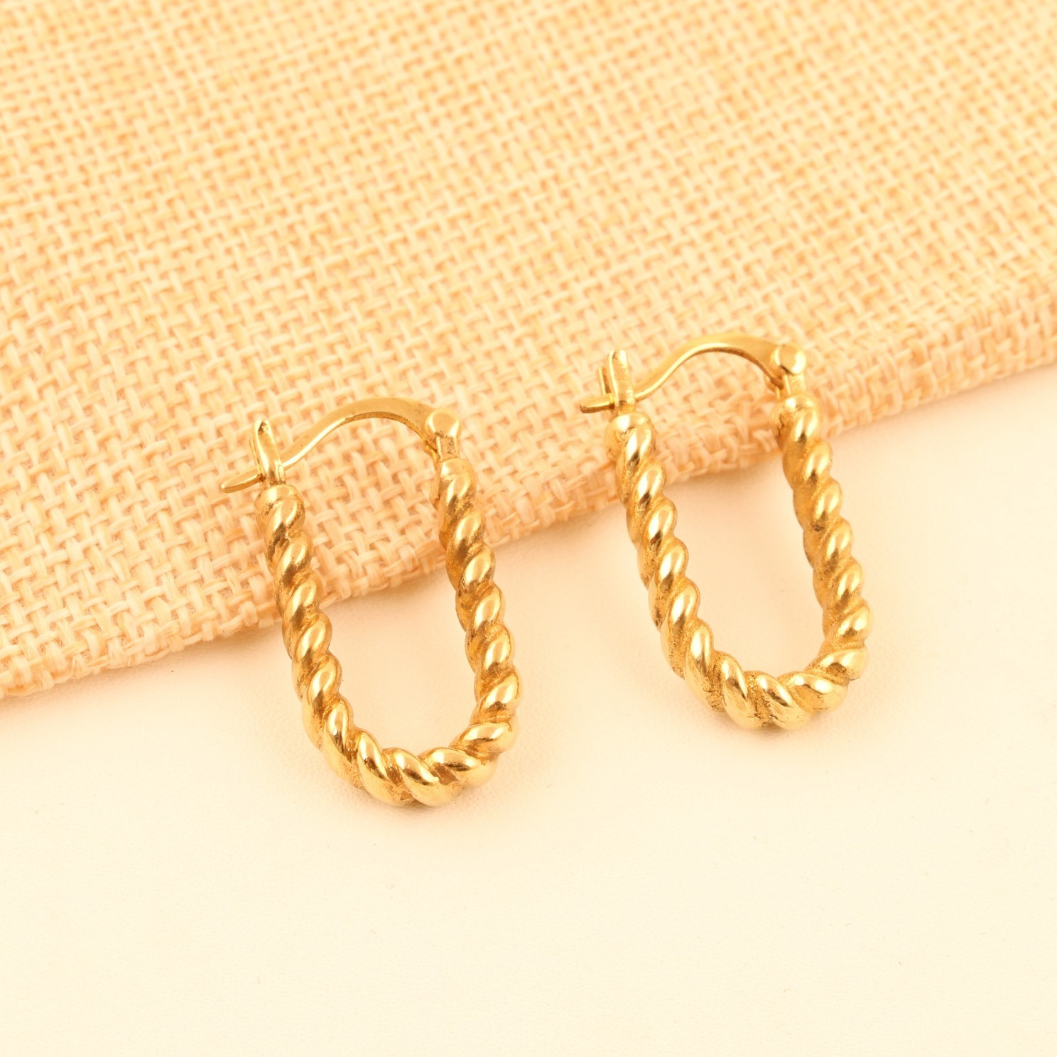 Gold Plated U Shape Hoop Earrings for Women Rope Texture Huggie Hoop Earring