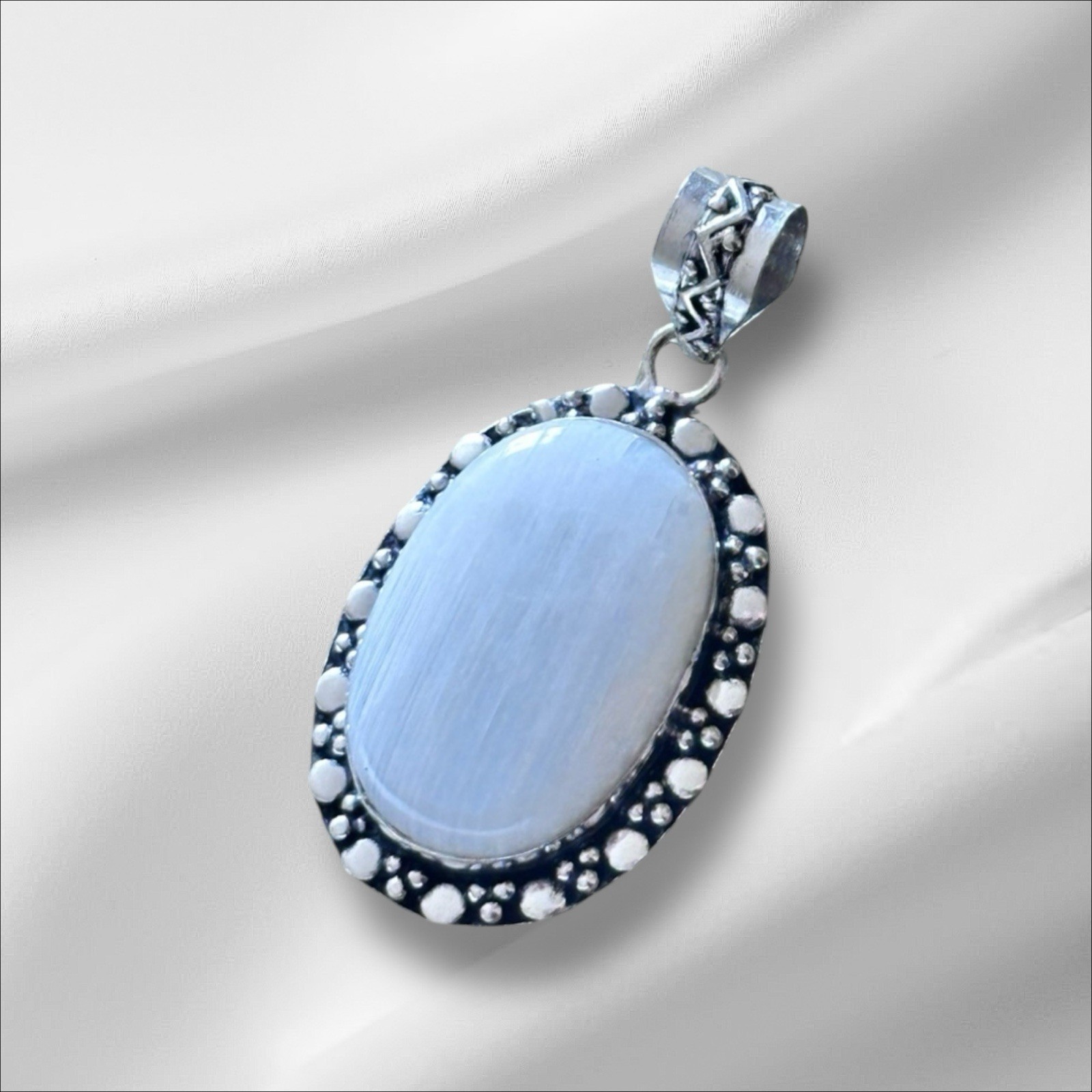 Rainbow Moonstone Blue Flash Pendant High Polished Silver Tone Bezel Gemstone