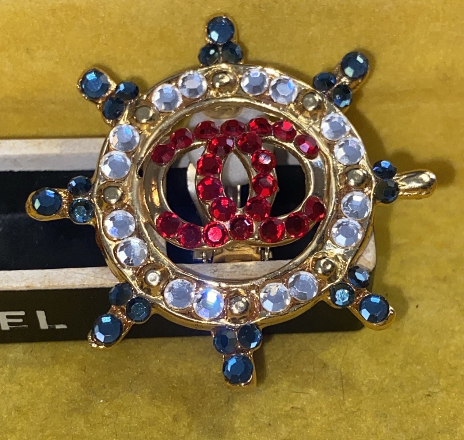 Vintage Replacement Clip On Earring Dress Clip Fashion Gold Tone Red White Blue