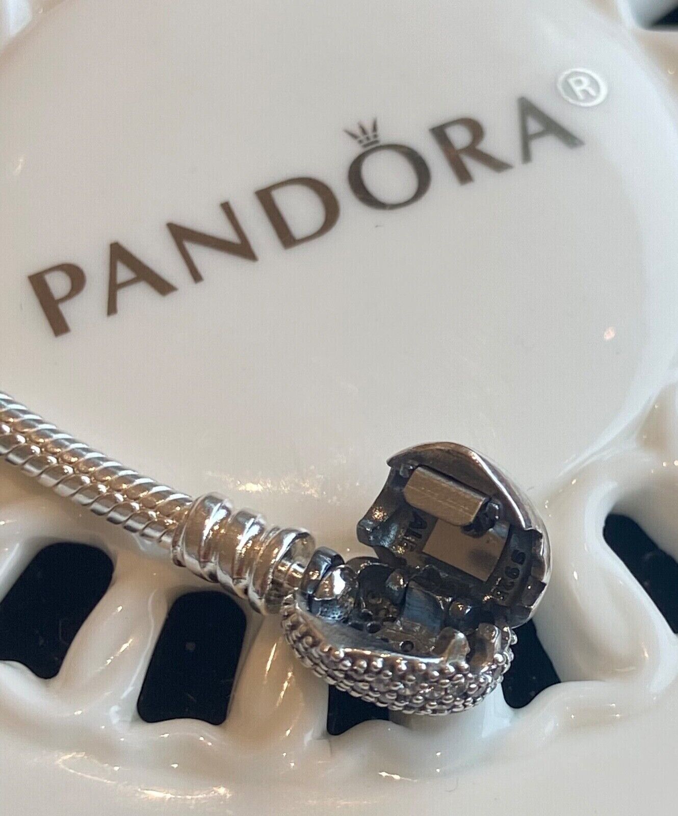 Authentic Pandora MOMENTS Pavé Heart Clasp Bracelet #590727CZ
