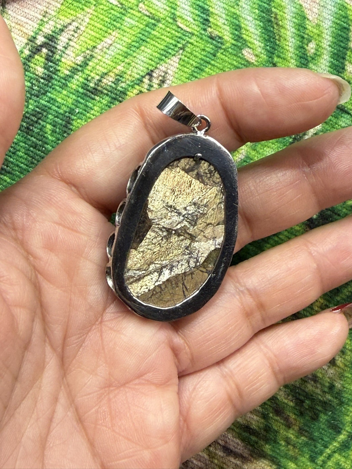 Natural colour Maitreya laugh buddha Natural Saphia Pendant Phật Di Lạc