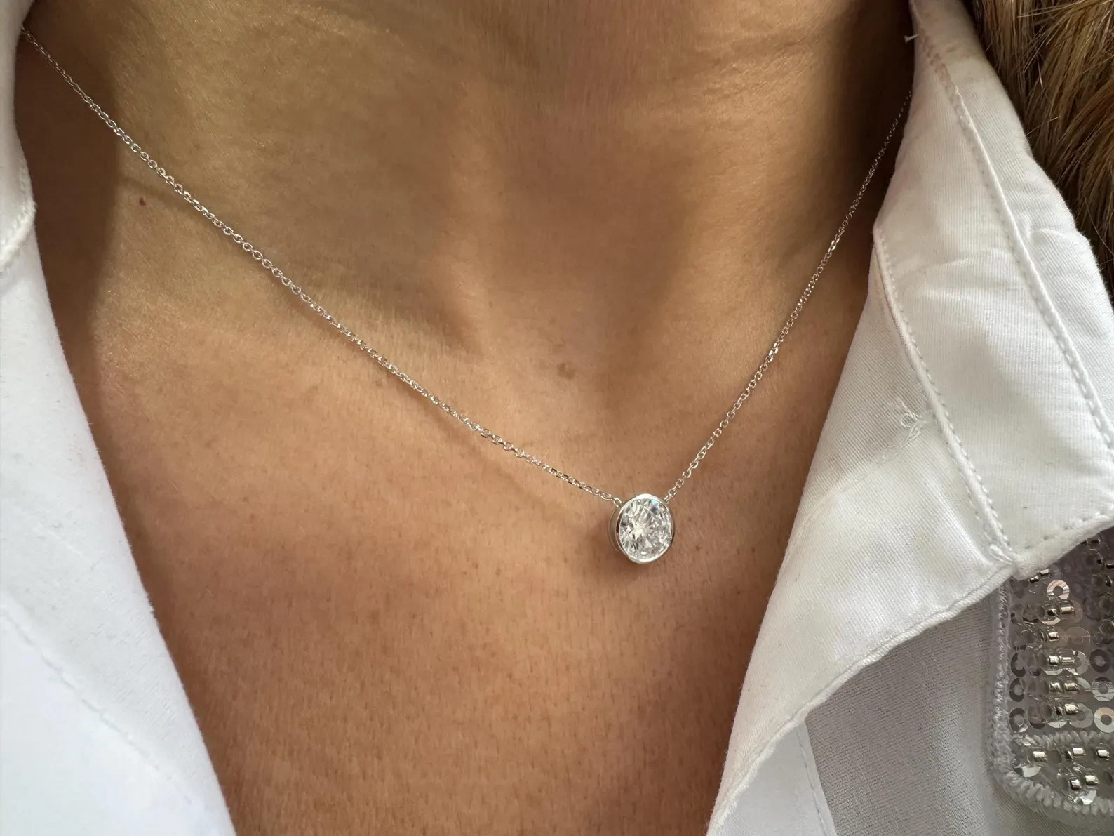 Lab Grown Diamond 2.00 Ct Round EF VS Solitaire Bezel Necklace in 14K White Gold
