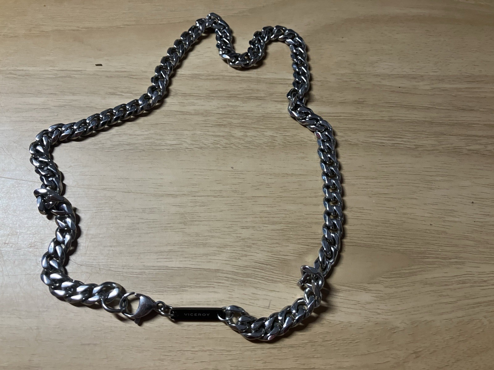Viceroy Mens Necklace Stainless Steel Cuban Curb Link Chain Black Logo Bar Plate