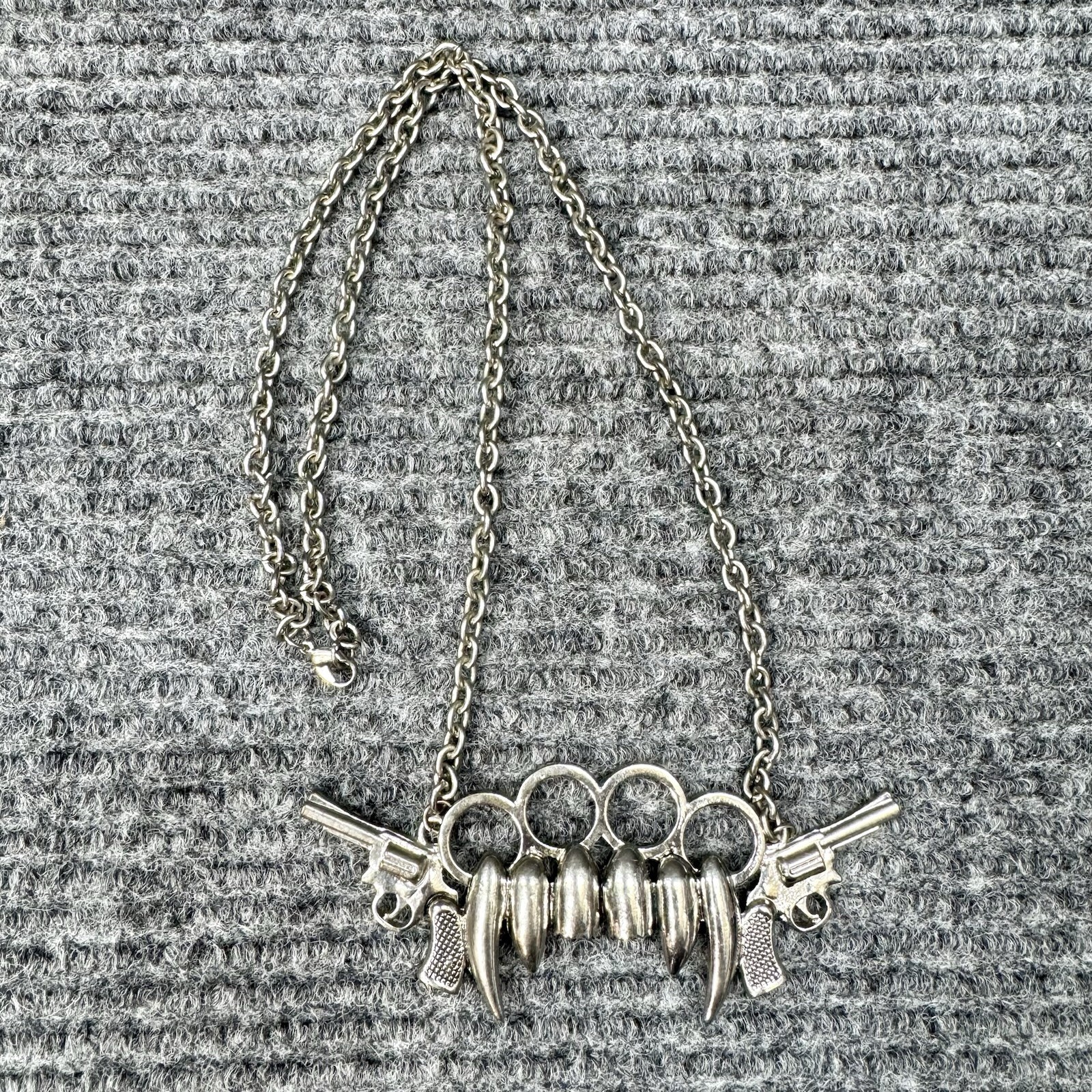 Brass Knuckle Vampire Teeth Necklace Silver Tone Revolver Gun Gothic Pendant Y2K