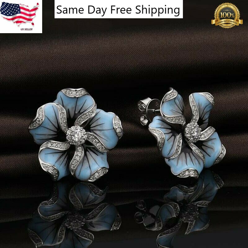 Pretty flower Silver Plated Stud Earrings White Sapphire Jewelry Pair Simulated