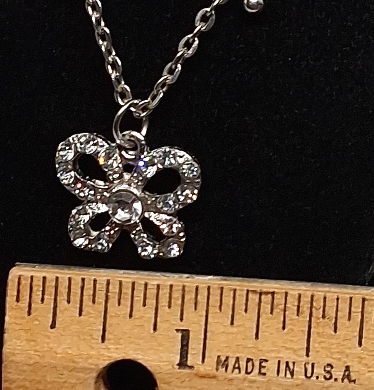 Vtg Clear Rhinestone & Silver-tone tone Butterfly Pendant 12 Inch Necklace