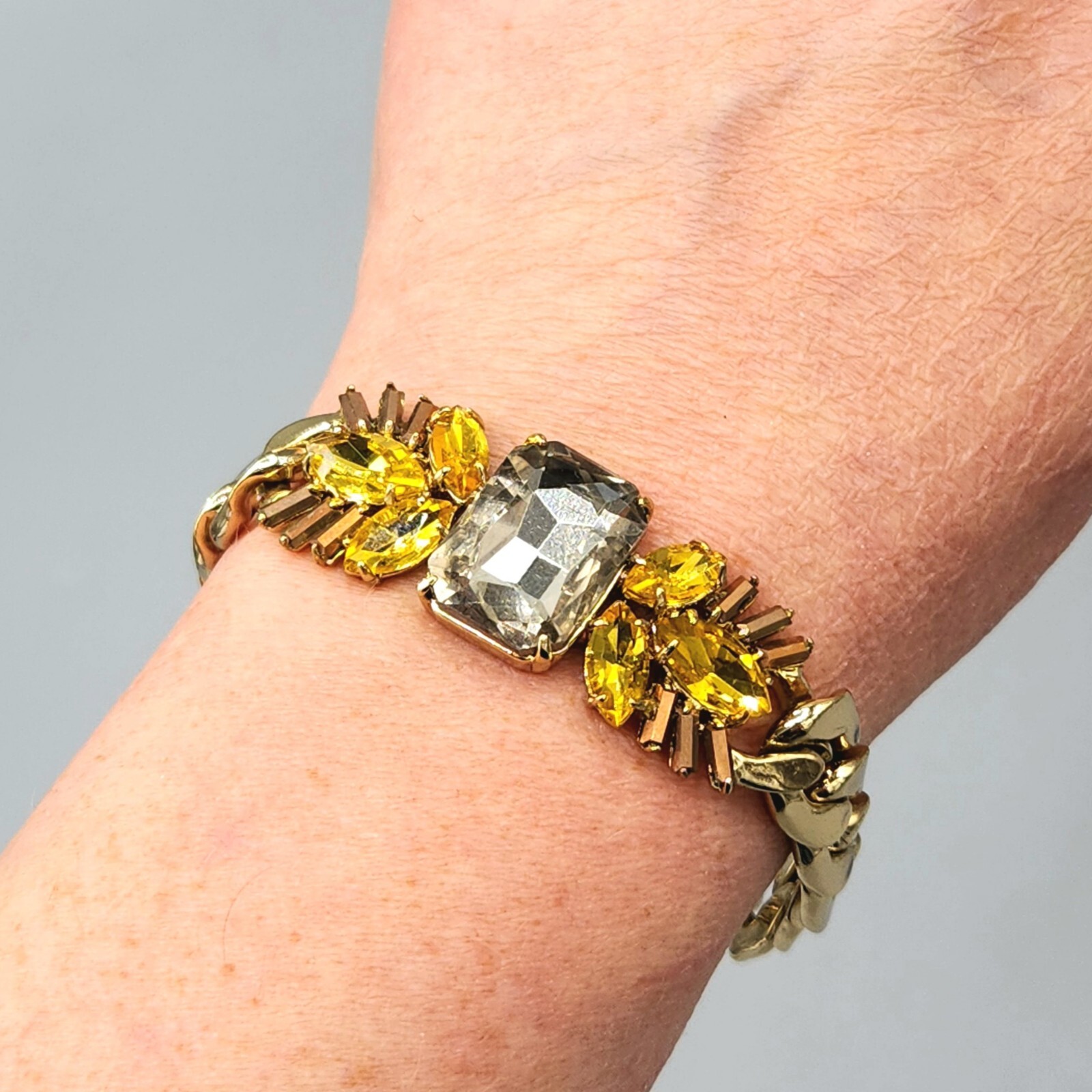 Featured Contemporary: Banana Republic Golden Smoke Crystal Chain Bracelet 7″