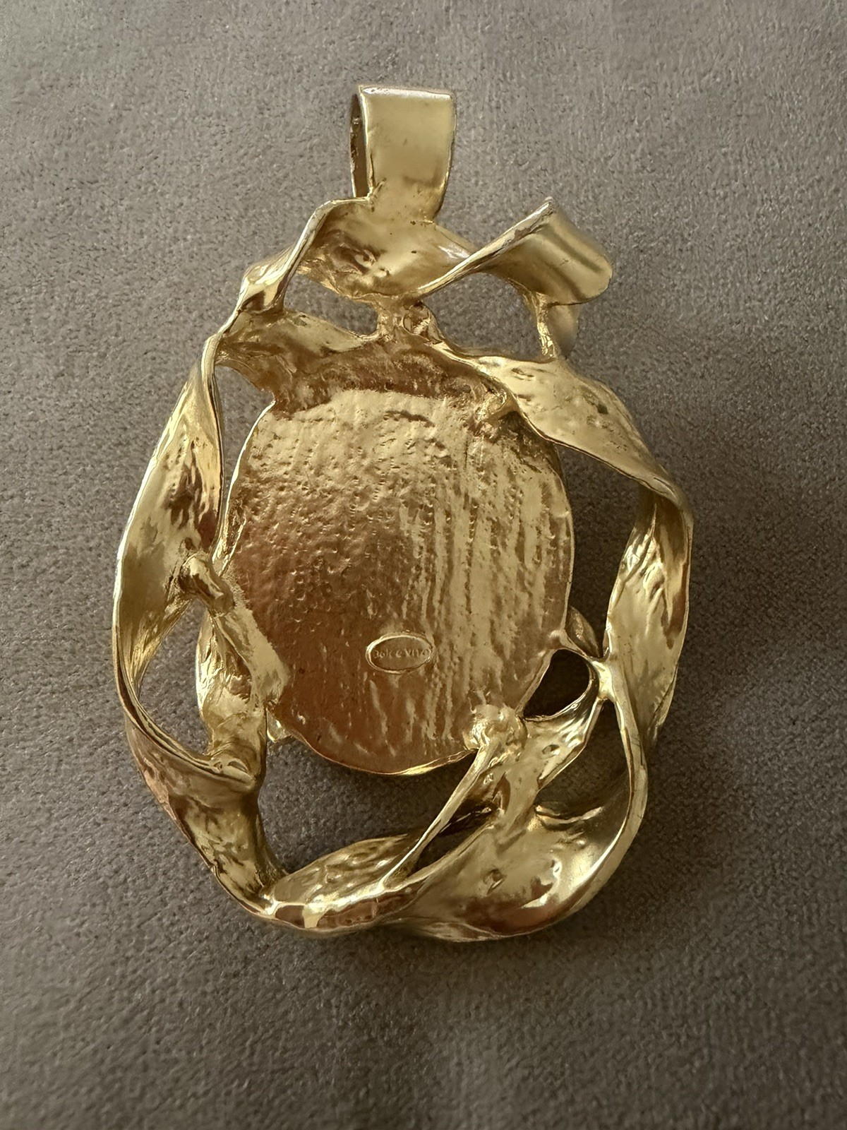 Vintage Dolce Vita Paris 1980s Cognac Amber Glass Crumpled Gold Pendant Choker