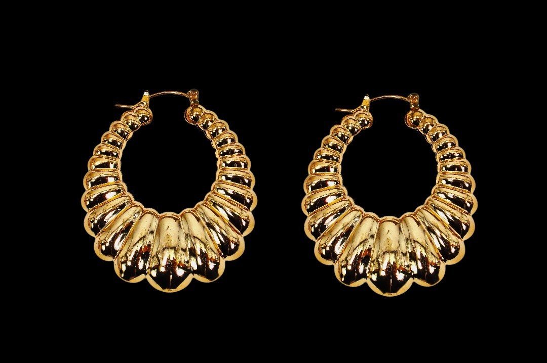 Large gold shrmp hoop earrings polished gold tone puffed ears 1.79″ x 1.68″ NEW