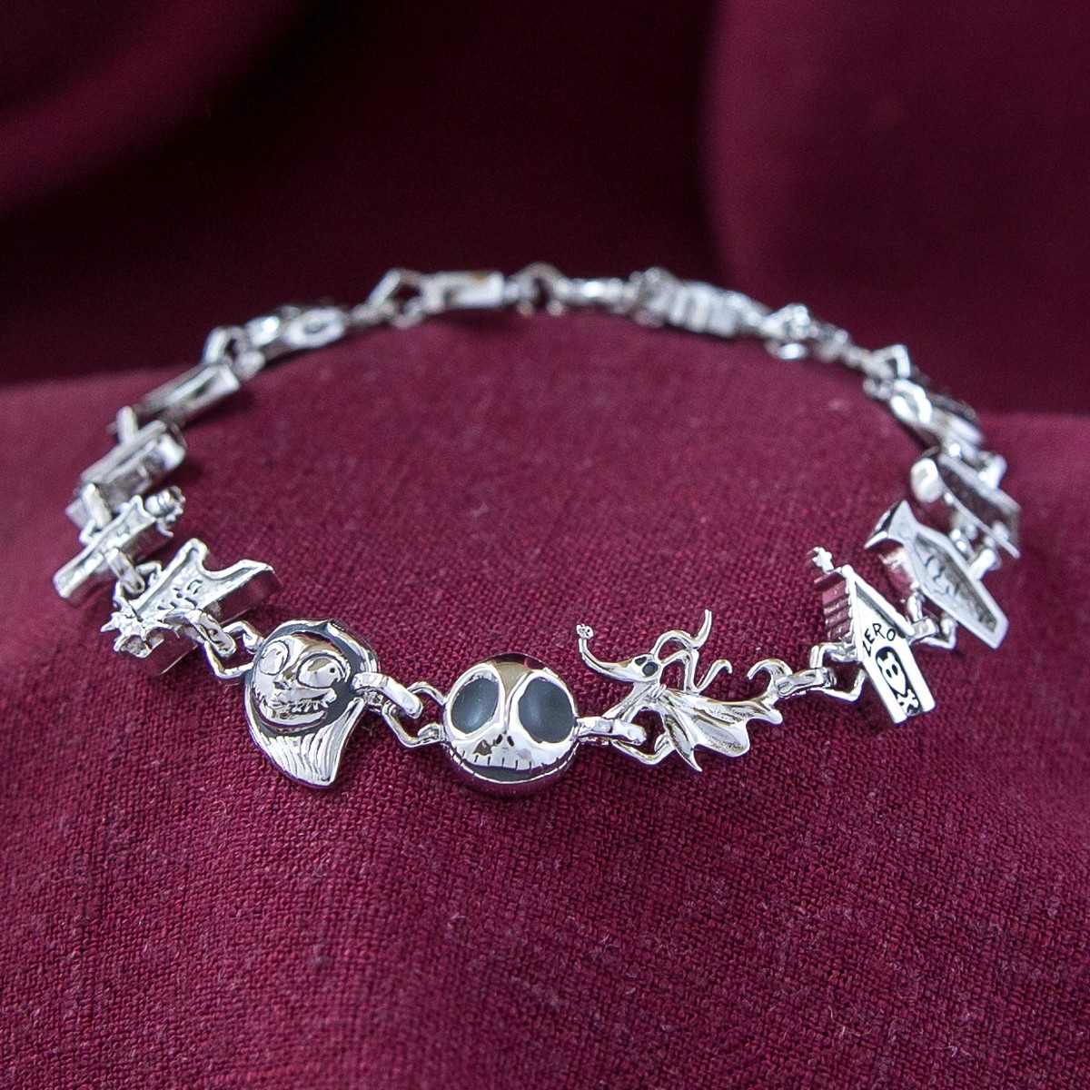 Disney X RockLove ‘The Nightmare Before Christmas’ Eternal Love Bracelet – 7 in.