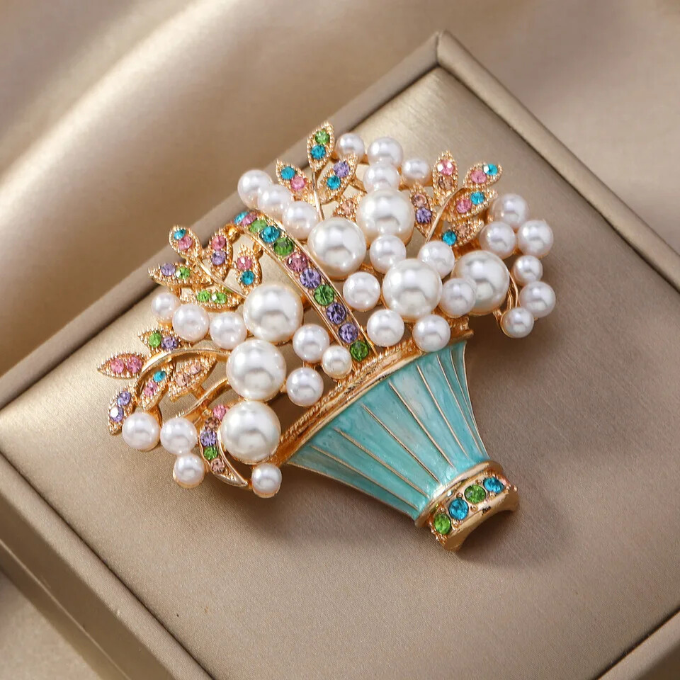 Vintage Easter Spring Flower Basket Brooch Sparkling Rhinestone Pin Jewelry Gift