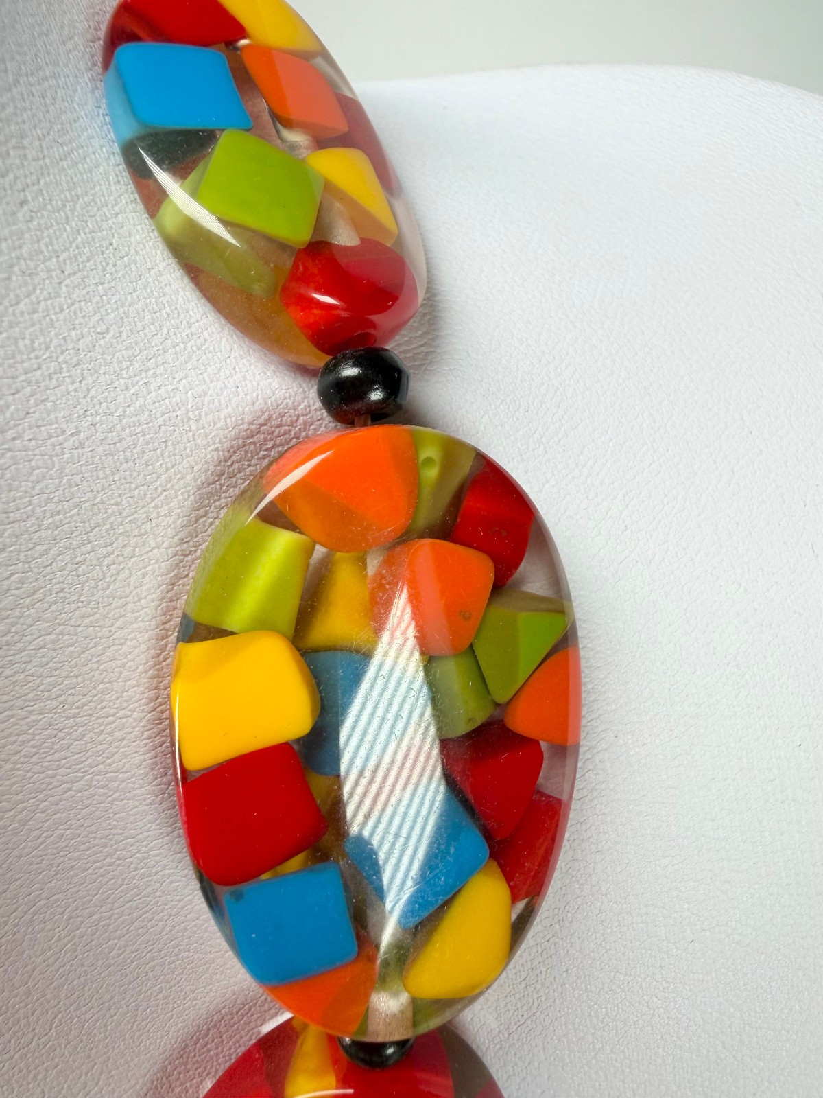 Marion Godart – Confetti “Forme Ovale” Summer Mix Resin Necklace