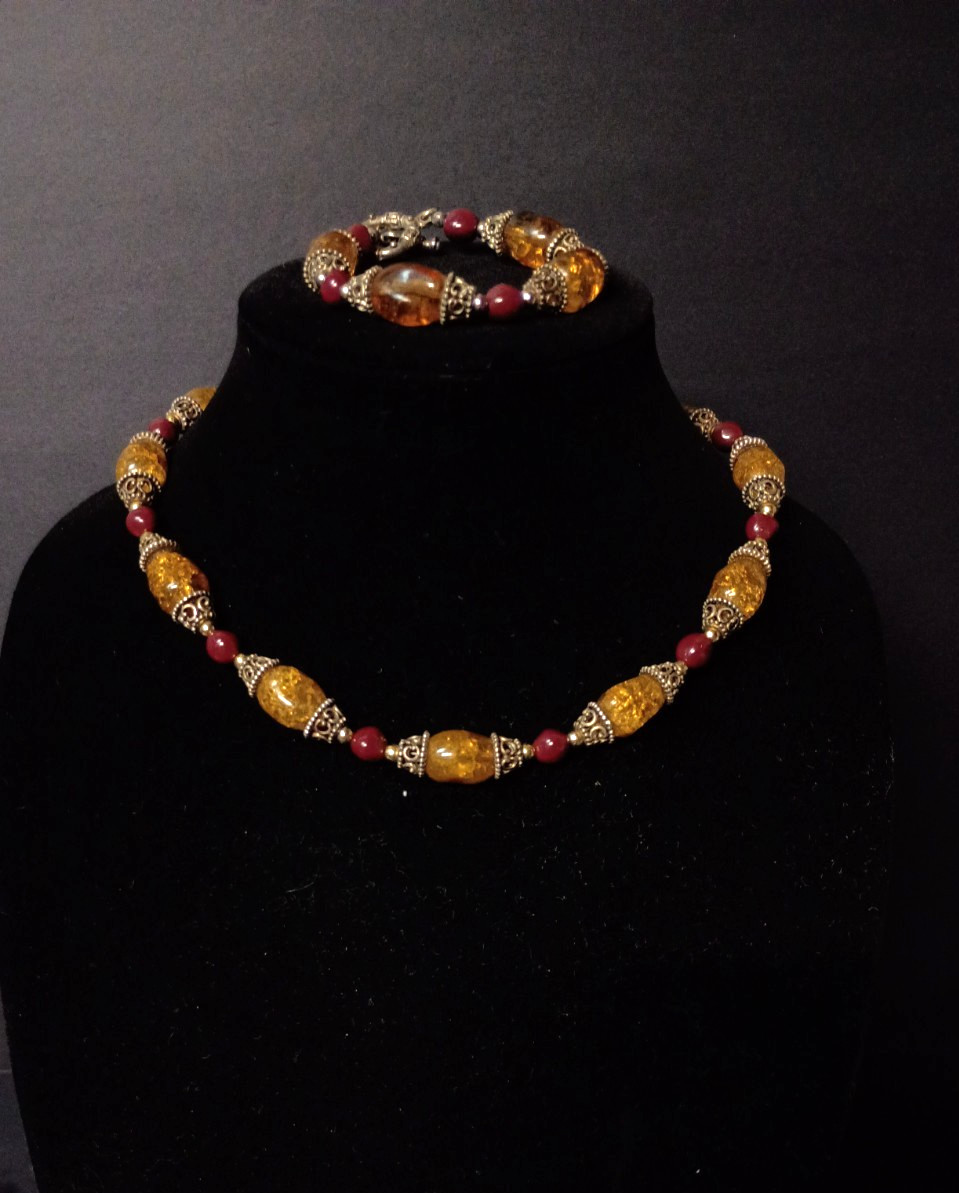 Premier Design Matching Set Necklace And Bracelet Amber & Red Beads Boho VTG