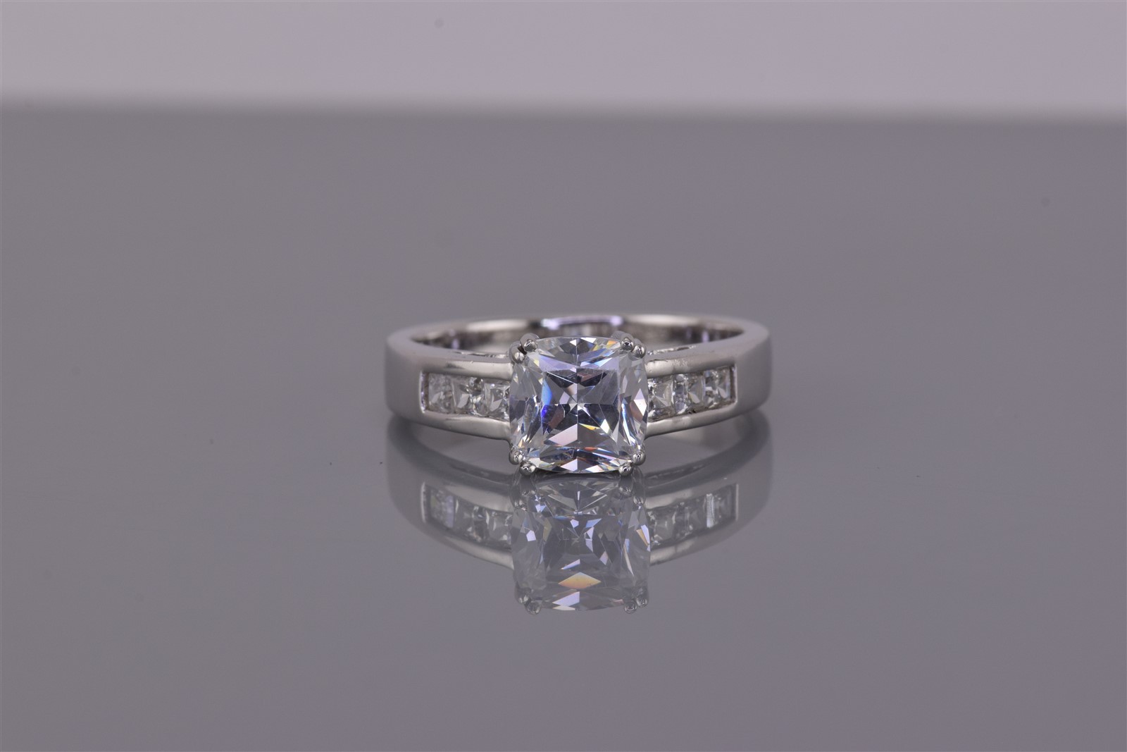 Sterling Silver Cushion Cubic Zirconia Channel Set Accented Band Ring 925 Sz: 10