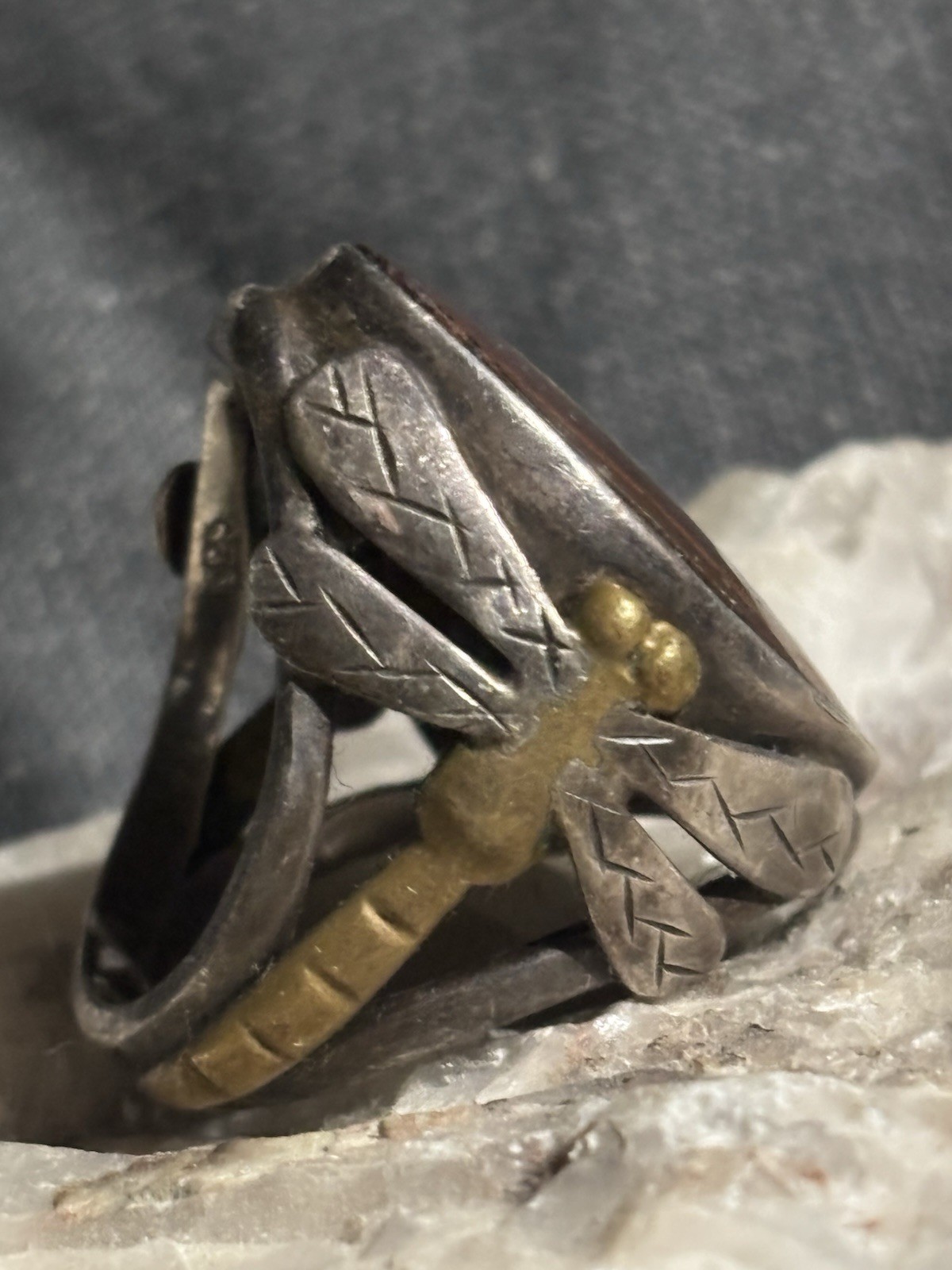 Oval Agate Bezel Cocktail Statement Ring 900 Silver Two-Tone Leaf Band Sz 9