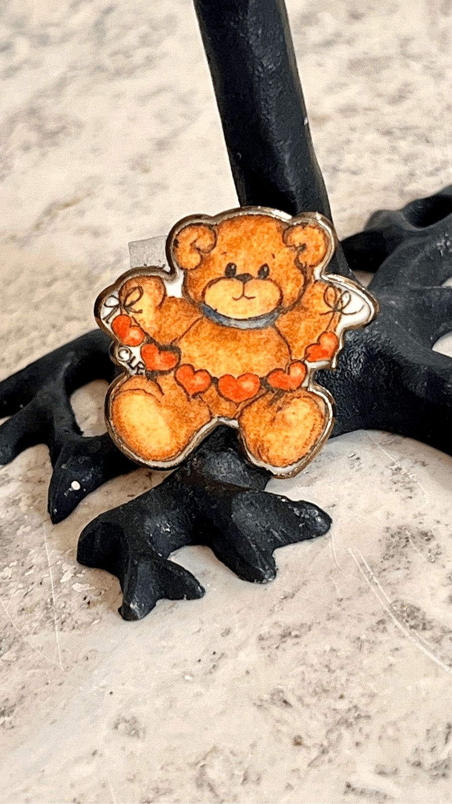 Lucy Rigg & Co Unisex Adult Brown Red Vintage Teddy Bear Lapel Pin Badge Brooch