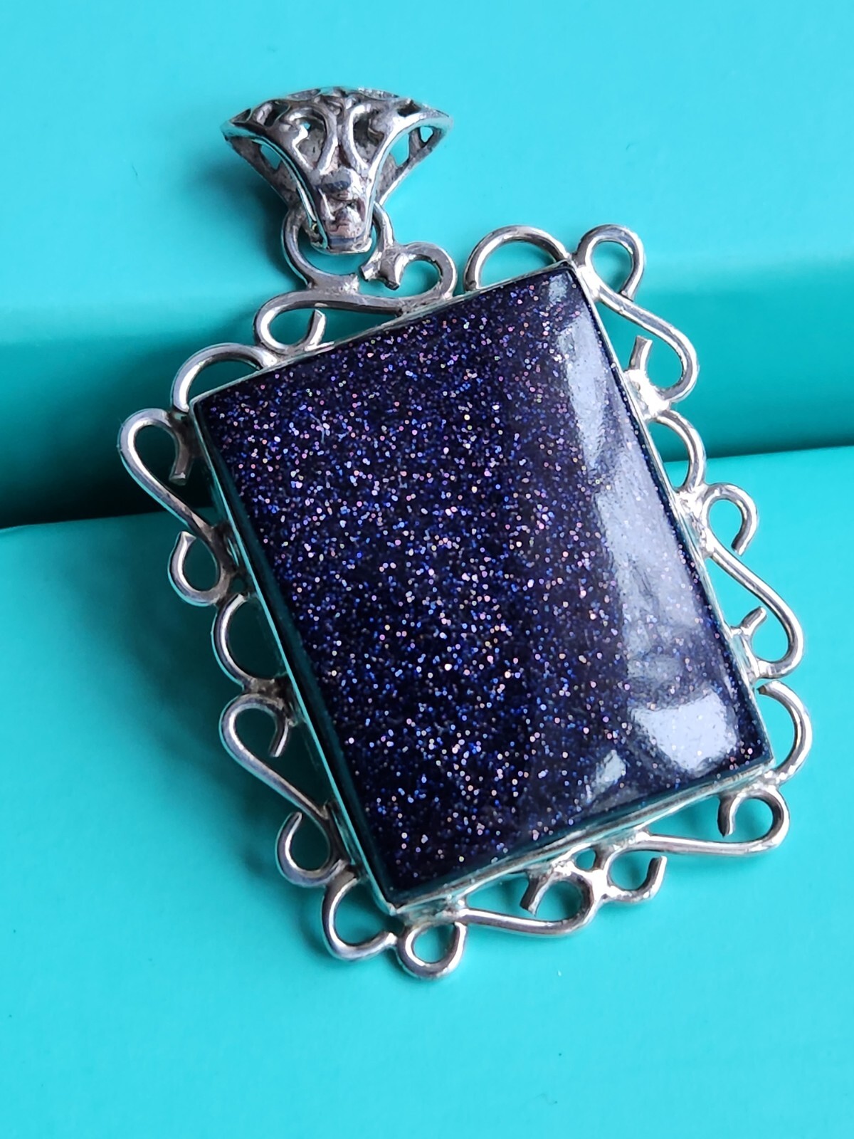 BLUE GOLDSTONE .925 STERLING SILVER PENDANT, 17 GRAMS