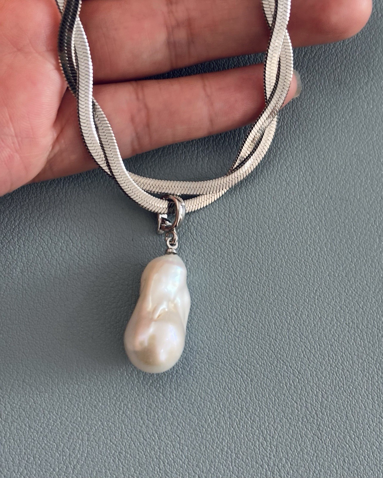 Freshwater Baroque Pearl | Twisted Herringbone Chain Necklace Removable Pendant