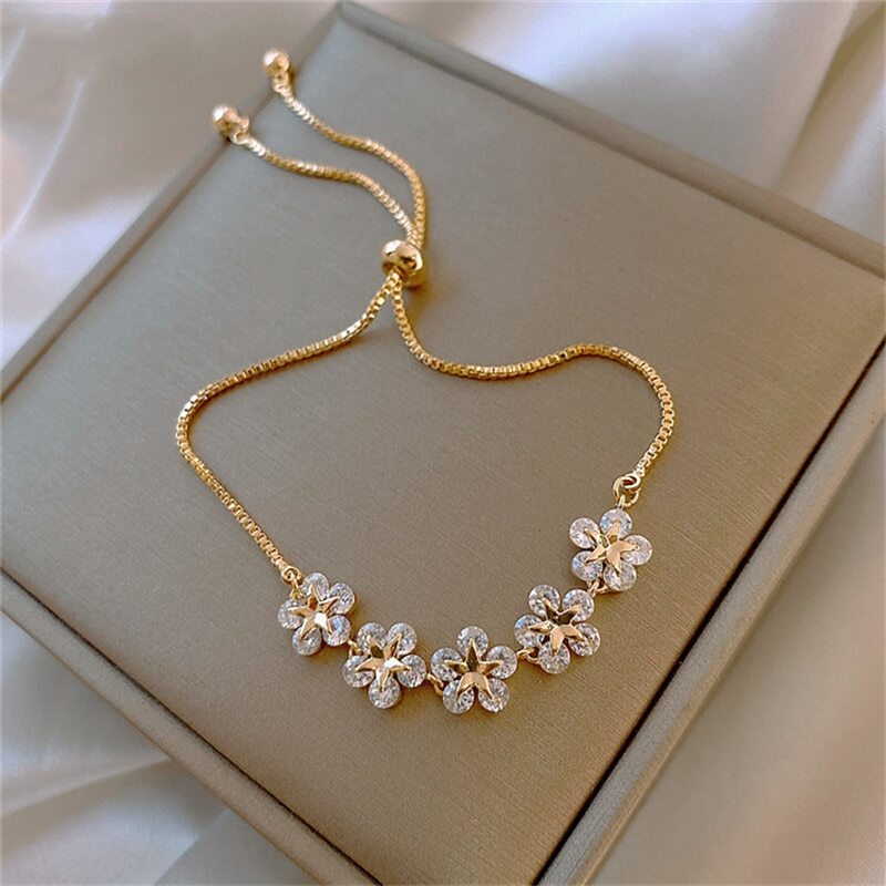 Gold Color Flower Charm Bracelet For Women Fashion Jewelry
