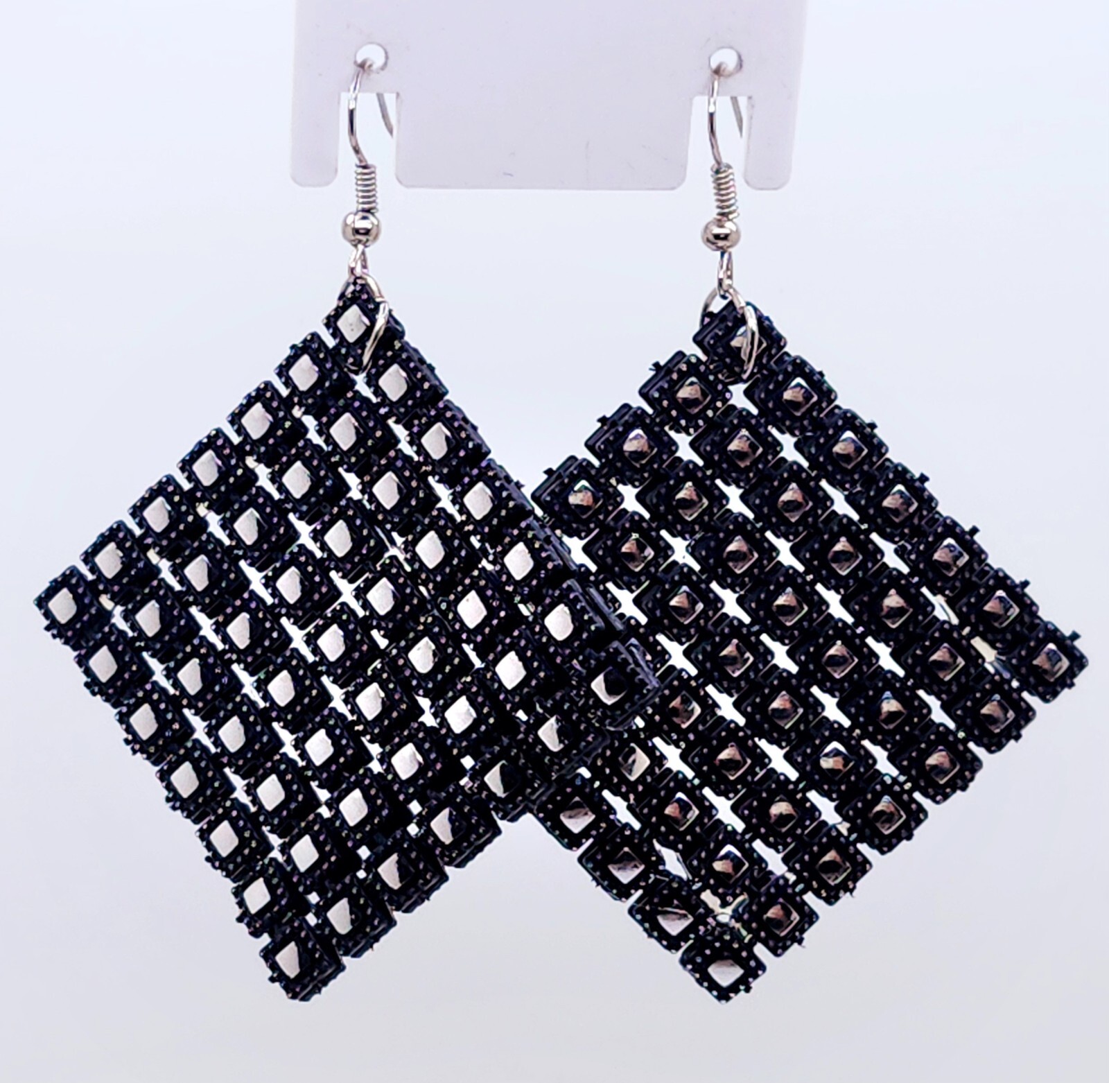 E001 Light weight Rhombus Shape black & silver drop fashion jewelry Earrings