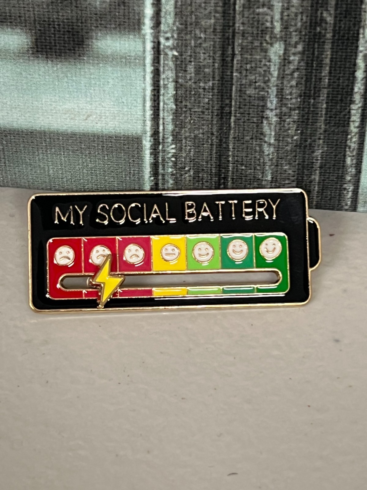 Sliding Social Battery Mood Tracker Enamel Pin Adjustable Energy Brooch 6 colors