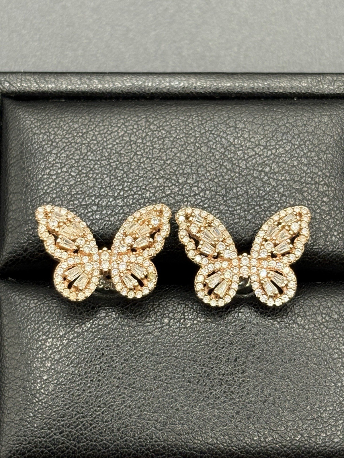 EUC Rose Sterling Silver Cubic Zirconia Butterfly Earrings 4 Grams C17