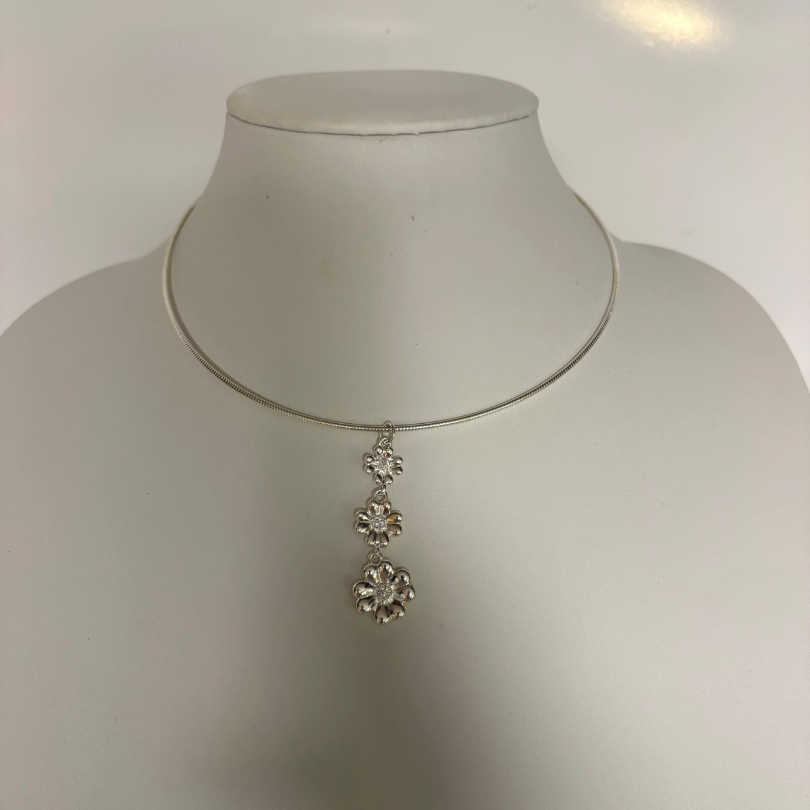 Monet Silver-Tone Drop Pendant Necklace Triple Metal Clovers Rhinestone 2004 VTG