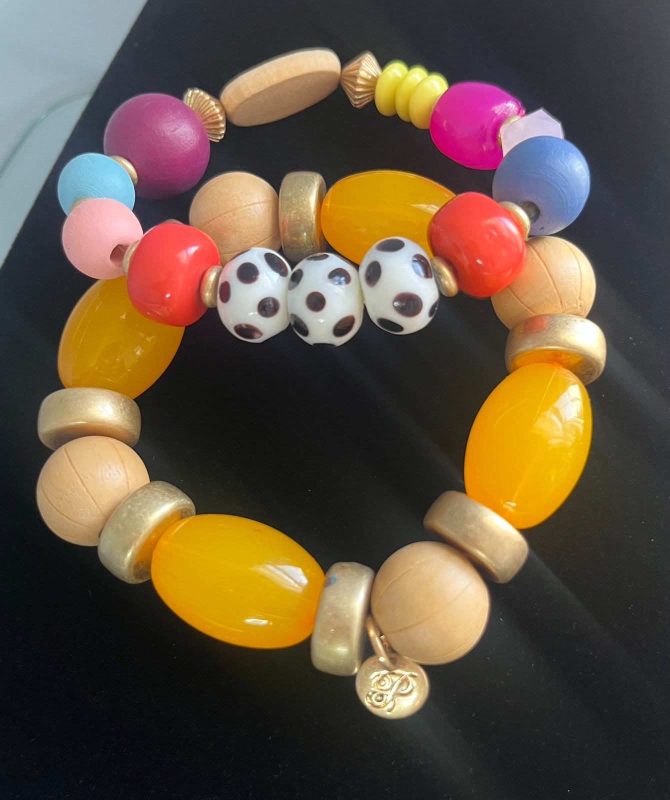 Lot 5 Beaded Stretch Bracelets 1 Signed Plunder Design Set Multicolor Wood Stone
