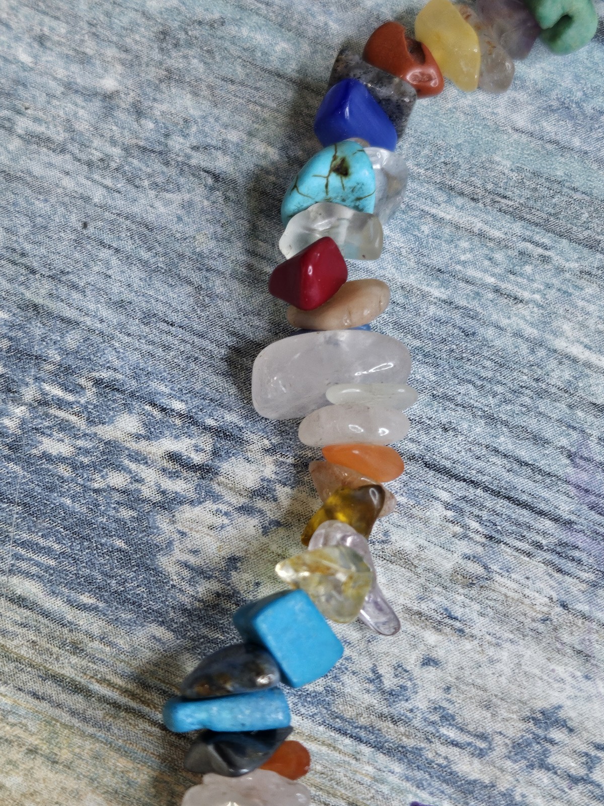 Semi-precious Stone Chips Necklace 16″ Colorful Natural