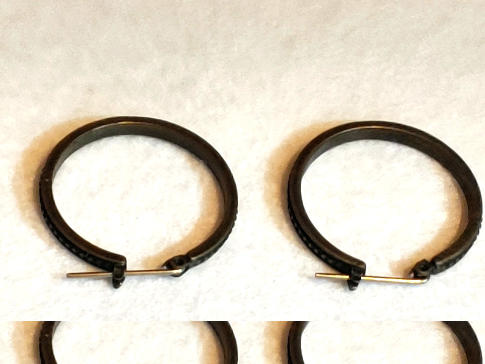 VTG – Pierced Earrings – Hoop – Metal Brass Tone – Textured as shown – 1 in Dia