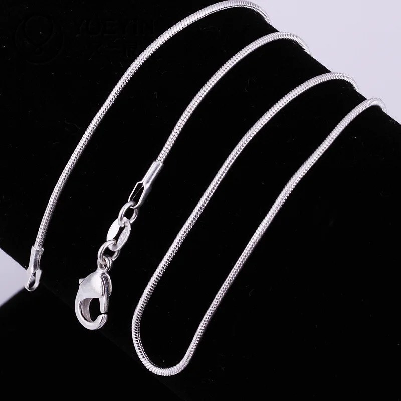 Men&Women’s 925 Sterling Silver Tarnish-Free Italian Snake Chain Necklace 16-24″