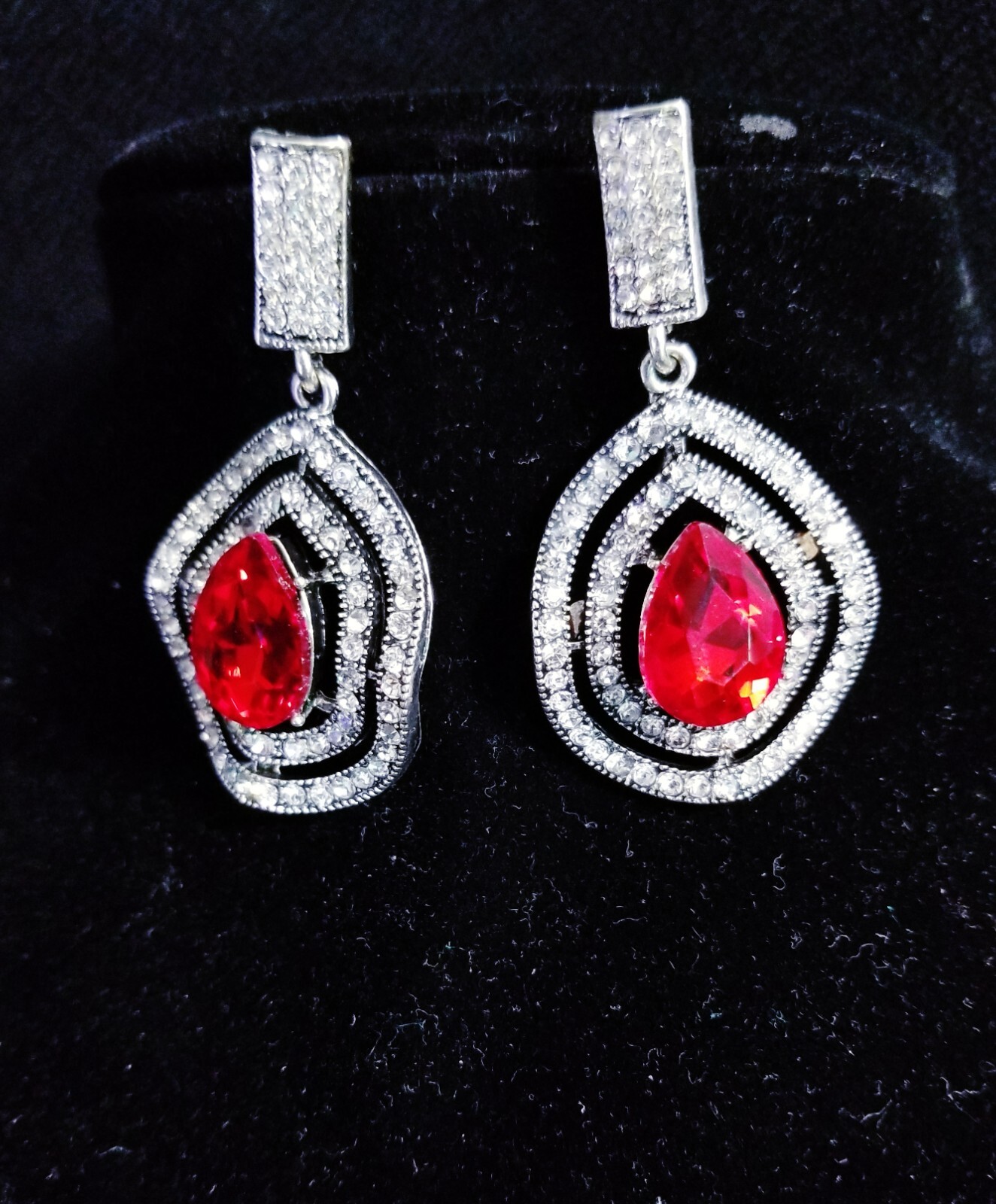 Bridesmaid Drop Dangle Chandelier Earrings 2.4 in Red Rhinestone Pageant Prom