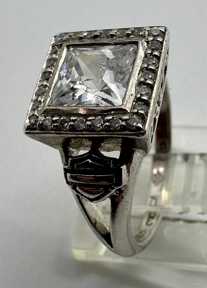 Women’s Harley-Davidson Sterling Silver Ring B3