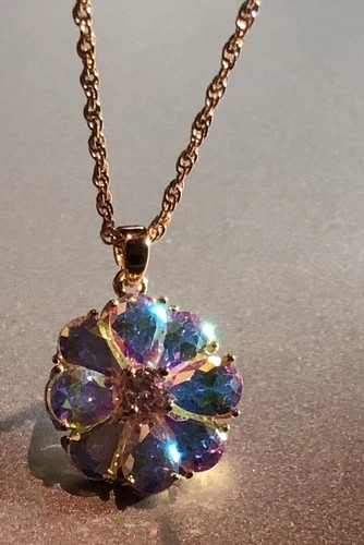 18k Gold Plated Flower Pendant Necklace made Simulated Diamond Aurora Borealis