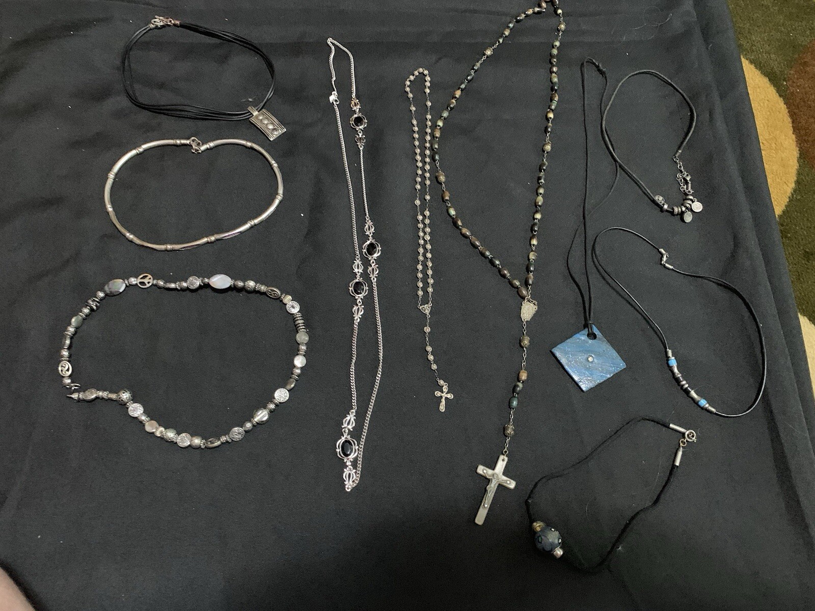 lot of 10 womens costume Necklace Unknown material