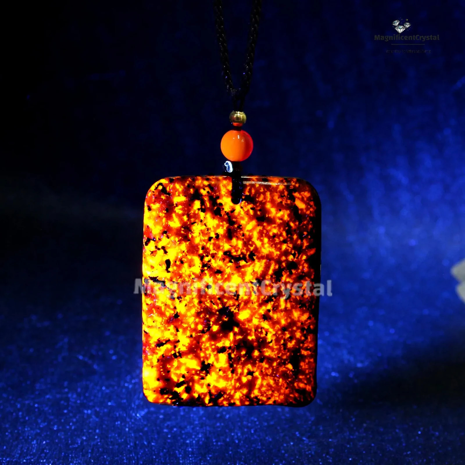 Genuine UV Glowing Yooperlite Necklace Fluorescent Sodalite Crystal Pendant