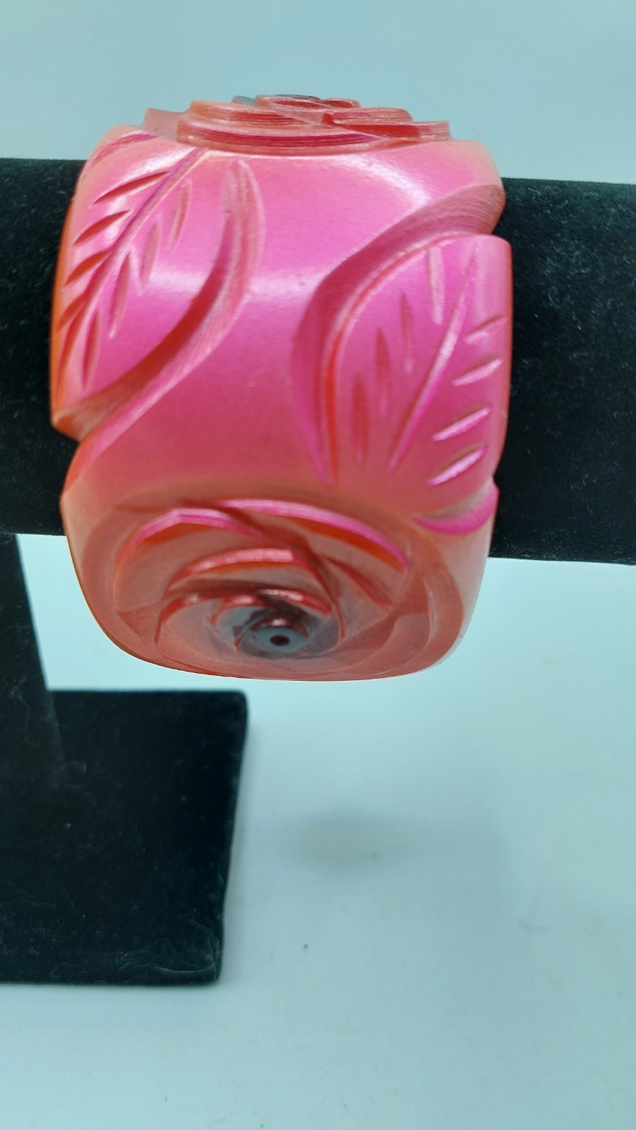 Chunky Carved Bangle Bracelet Roses Leaves Red Pink Orange Coral Shades 2″ Wide