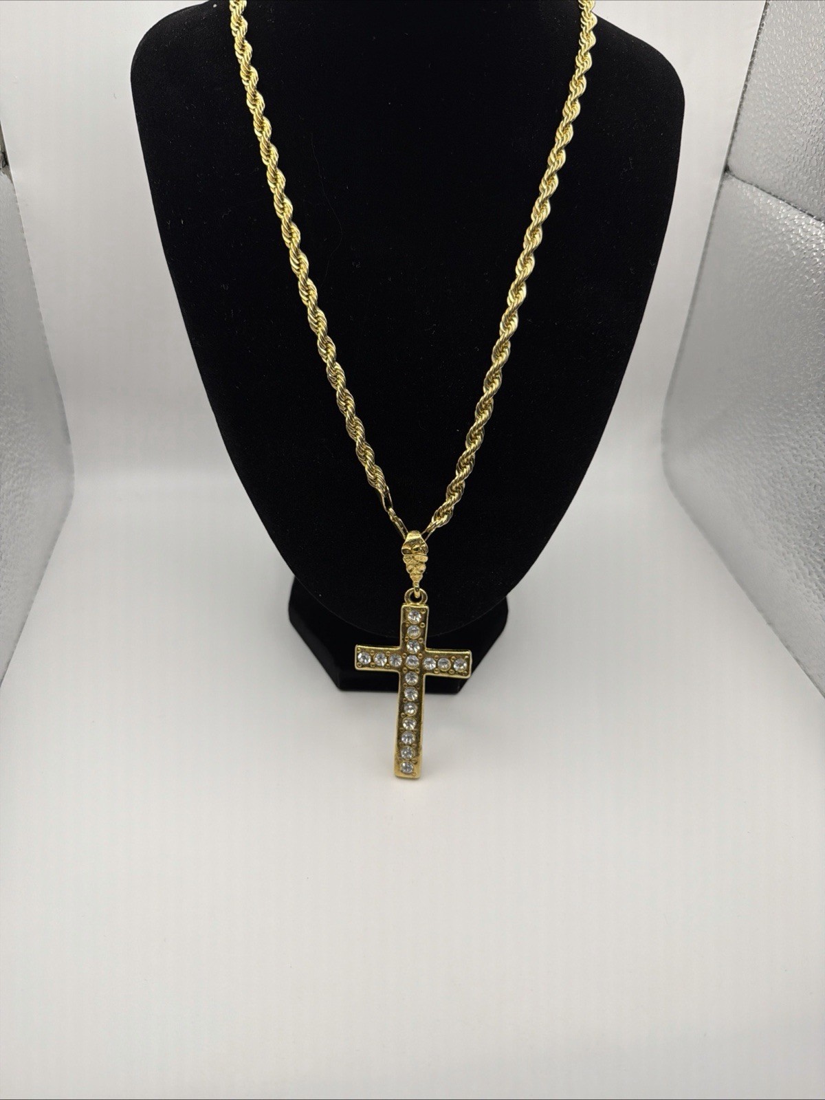 Gold Toned Plated CZ Cross Pendant Fashion w/ 20″ Rope Chain