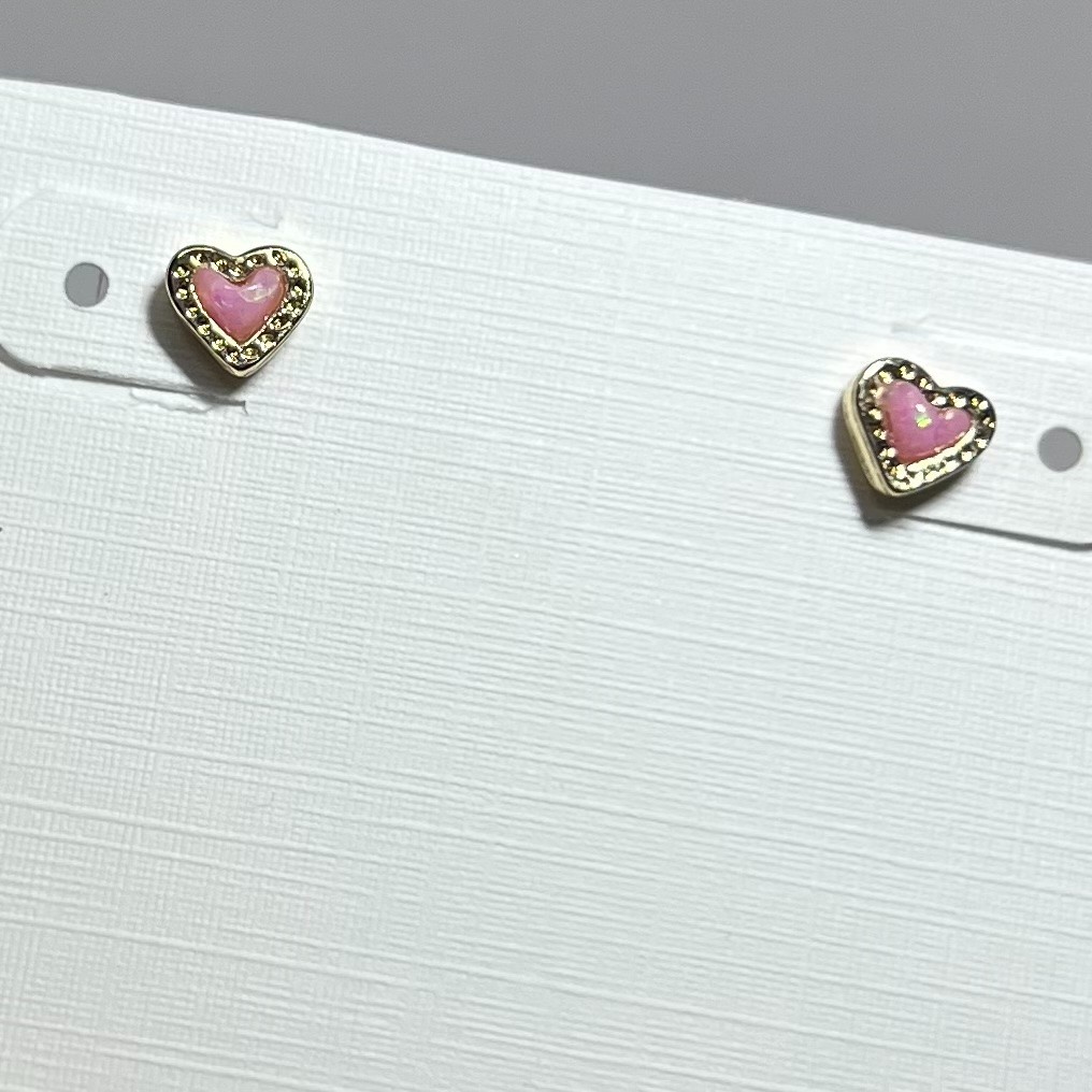 Kendra Scott 14k Gold Pink Iridescent Opal Mini Heart Bezel Stud Earrings NEW