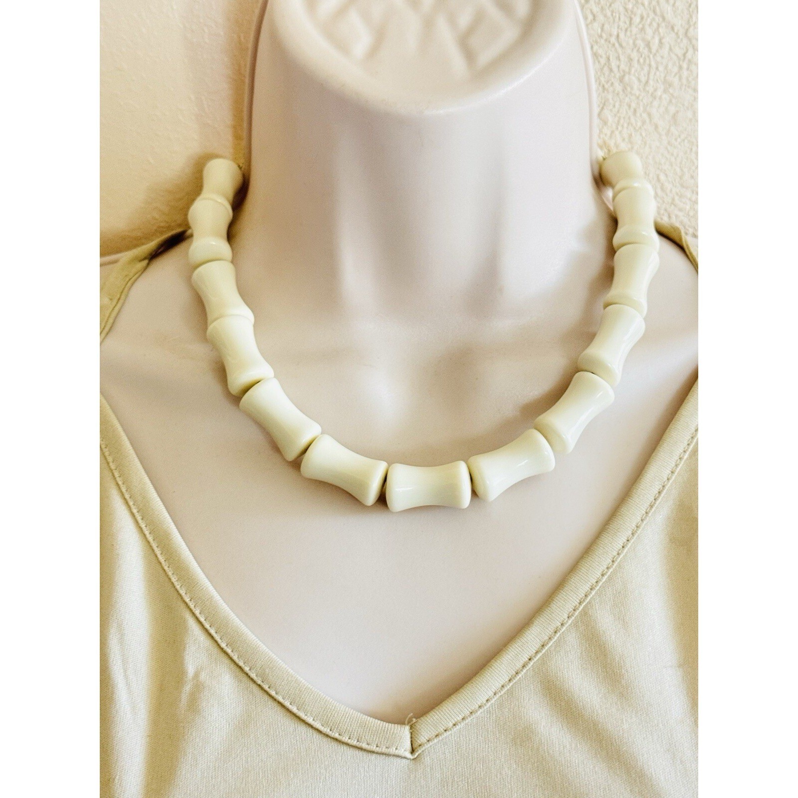 Butler Wilson BW Necklace Tiki Bar Lucite Bamboo Beads Chunky Statement Summery