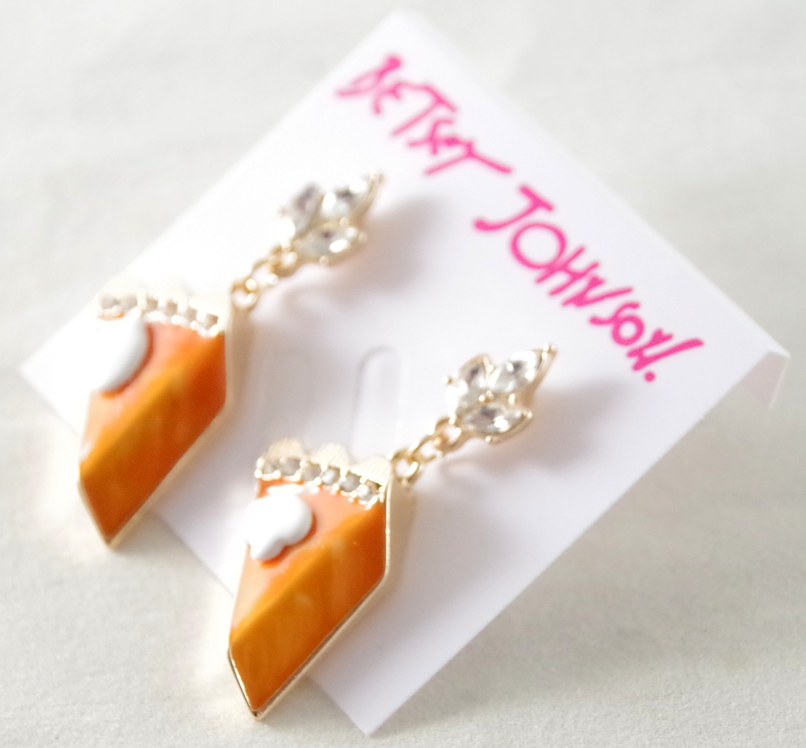 HTF! 3-D BETSEY JOHNSON PUMPKIN PIE RHINESTONE THANKSGIVING DROP DANGLE EARRINGS