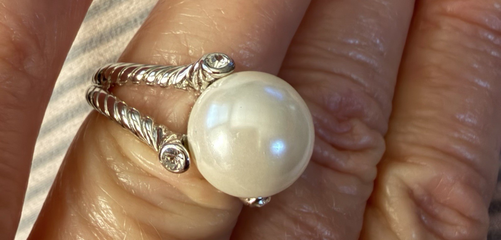 designer-inspired David Yurman Look A Like rope split-shank Faux pearl ring