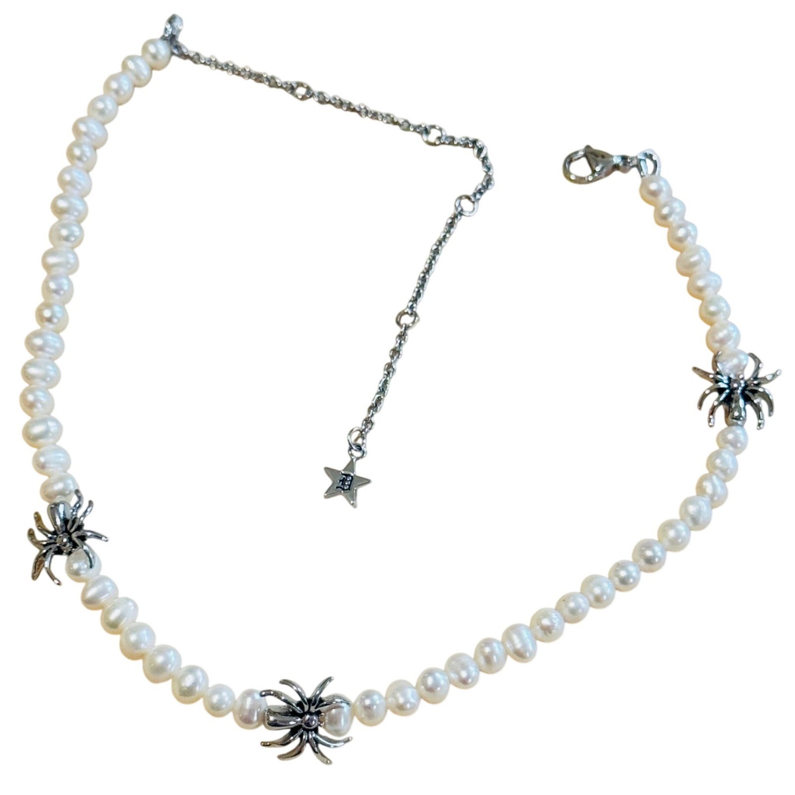 Dalmata D Spooky 8 leg Spider Pearl Necklace Freshwater choker Goth Punk Silver