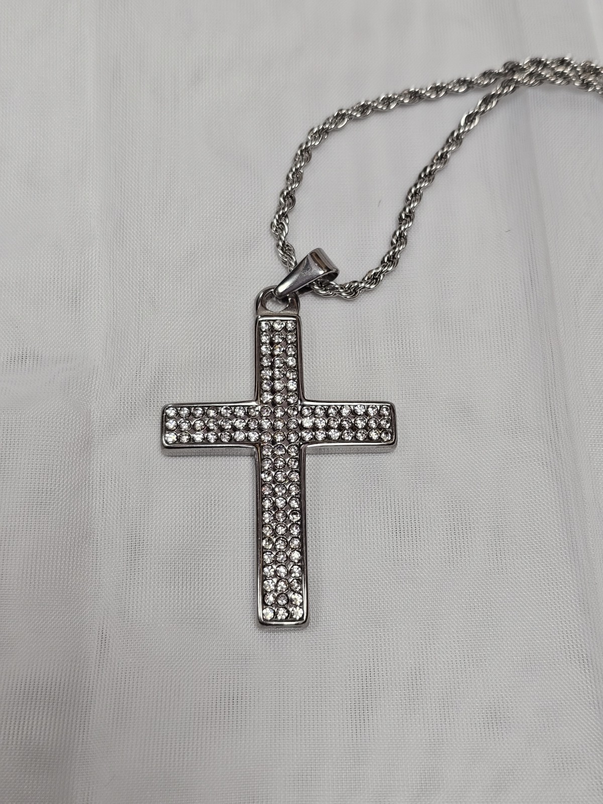 Silver Tone Religious Cross Charm Pendant Rope Chain Clear Crystal Lobster 24″