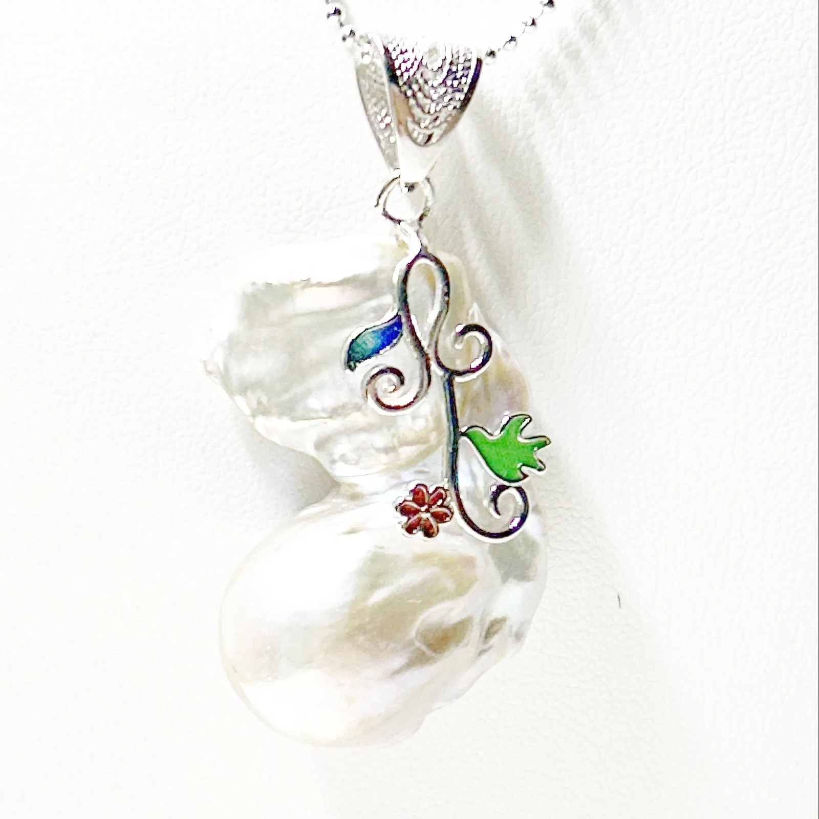 Sterling Silver & large baroque pearl pendant-wire wrapped on 18 inch brite cut