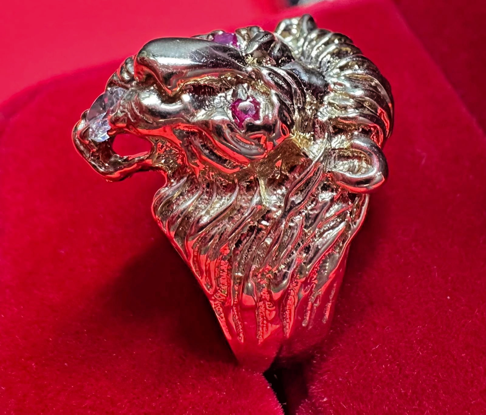 10K Yellow Gold Lion Head Ring