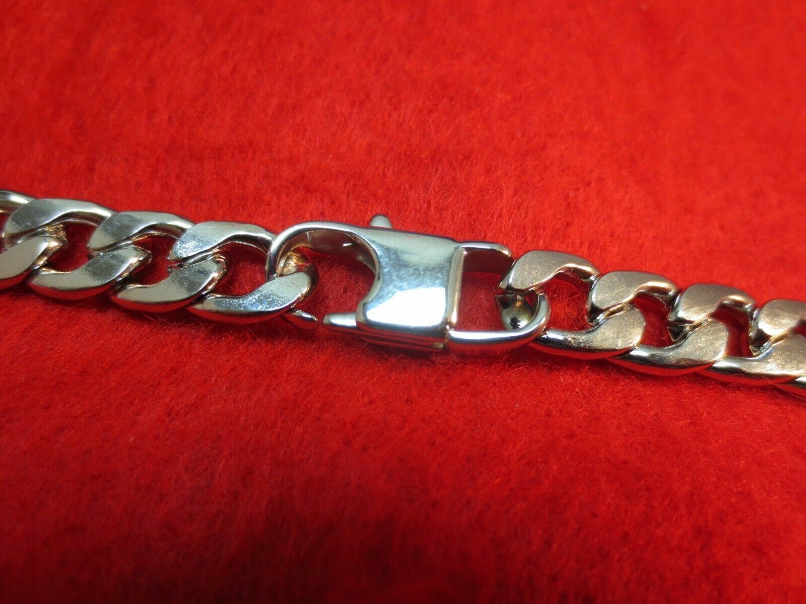 36″ MENS STAINLESS STEEL SILVER 9MM CURB CHAIN NECKLACE WITH SPECIAL CLASP